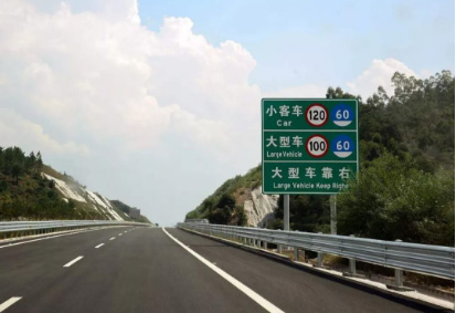 5cd15025e0b62.jpg 3_14.jpg